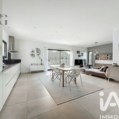 Maison 4 pièces 395000 €