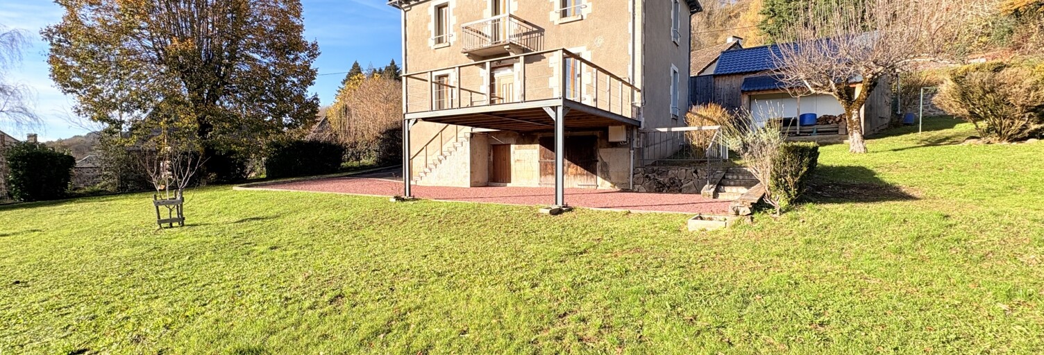 Maison 6 Pièces 151 m² à vendre à Saint-Chamant (15140)