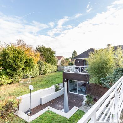 Maison 7 pièces 549900 €