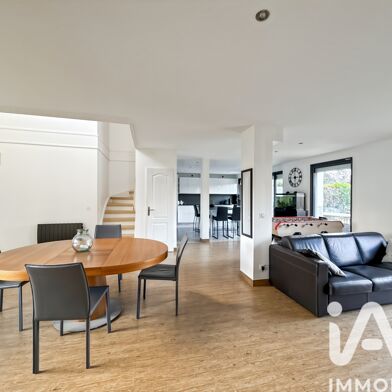 Maison 6 pièces 675000 €