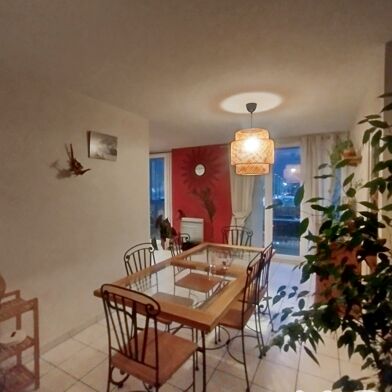 Appartement 4 pièces 185000 €