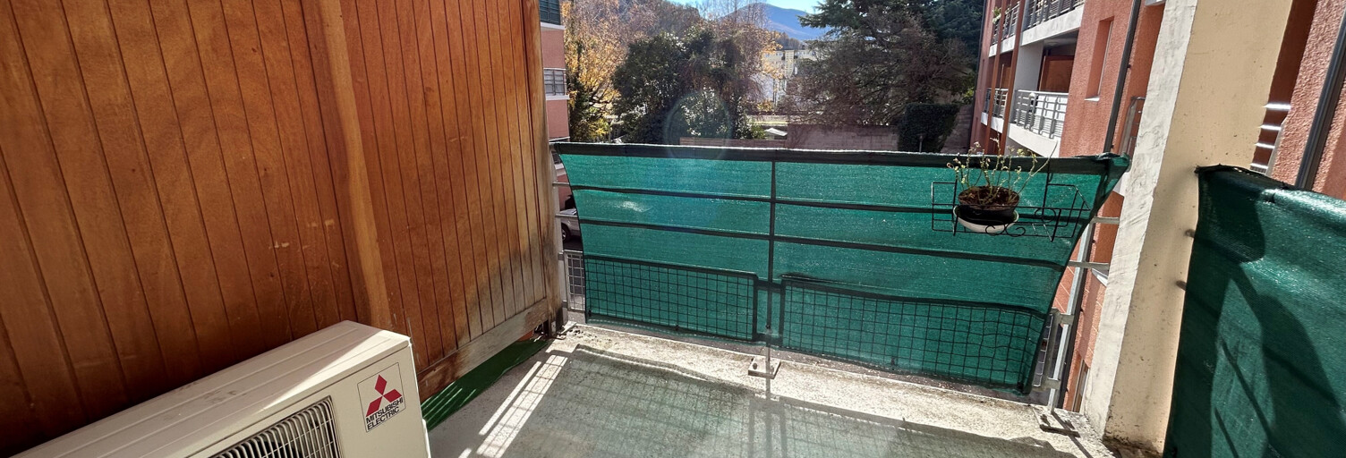 Appartement 1 Pièce 28 m² à vendre à Lourdes (65100)