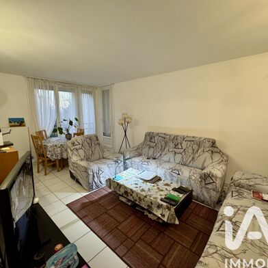 Appartement 4 pièces 185000 €