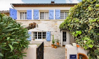 Maison 5 Pièces 140 m² à vendre à Saint-Cyr-sur-Mer (83270)