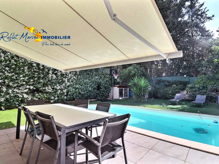 A La Ciotat proche des commodités, Maison T4 avec piscine  t — photo 1
