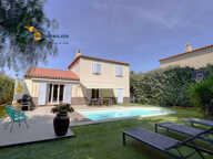 A La Ciotat proche des commodités, Maison T4 avec piscine  t — photo 3