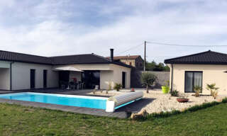 Maison 9 Pièces 280 m² à vendre à Vinezac (07110)