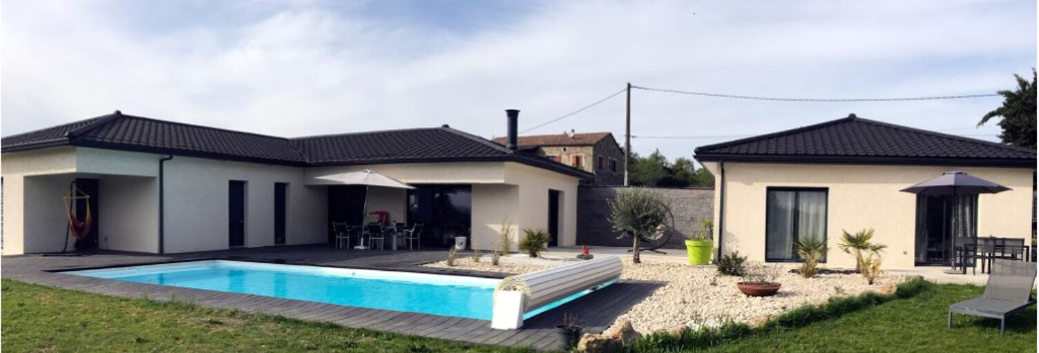 Maison 9 Pièces 280 m² à vendre à Vinezac (07110)