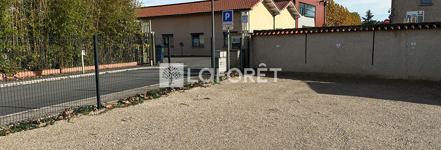 Garage   m² à louer à Albi (81000)