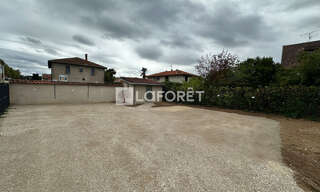 Garage   m² à louer à Albi (81000)