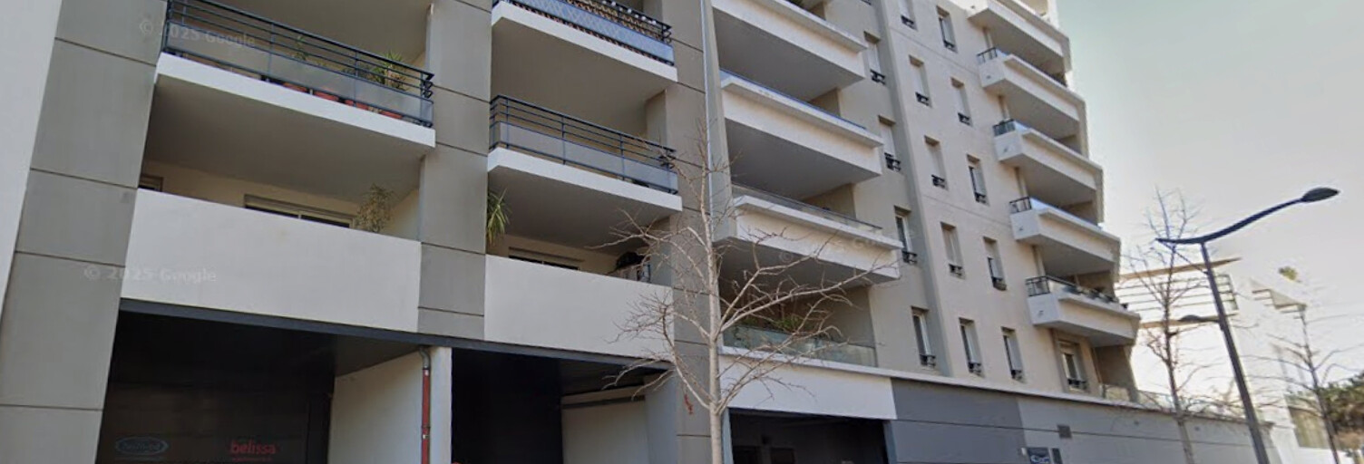 Garage  15 m² à vendre à Marseille 8 (13008)