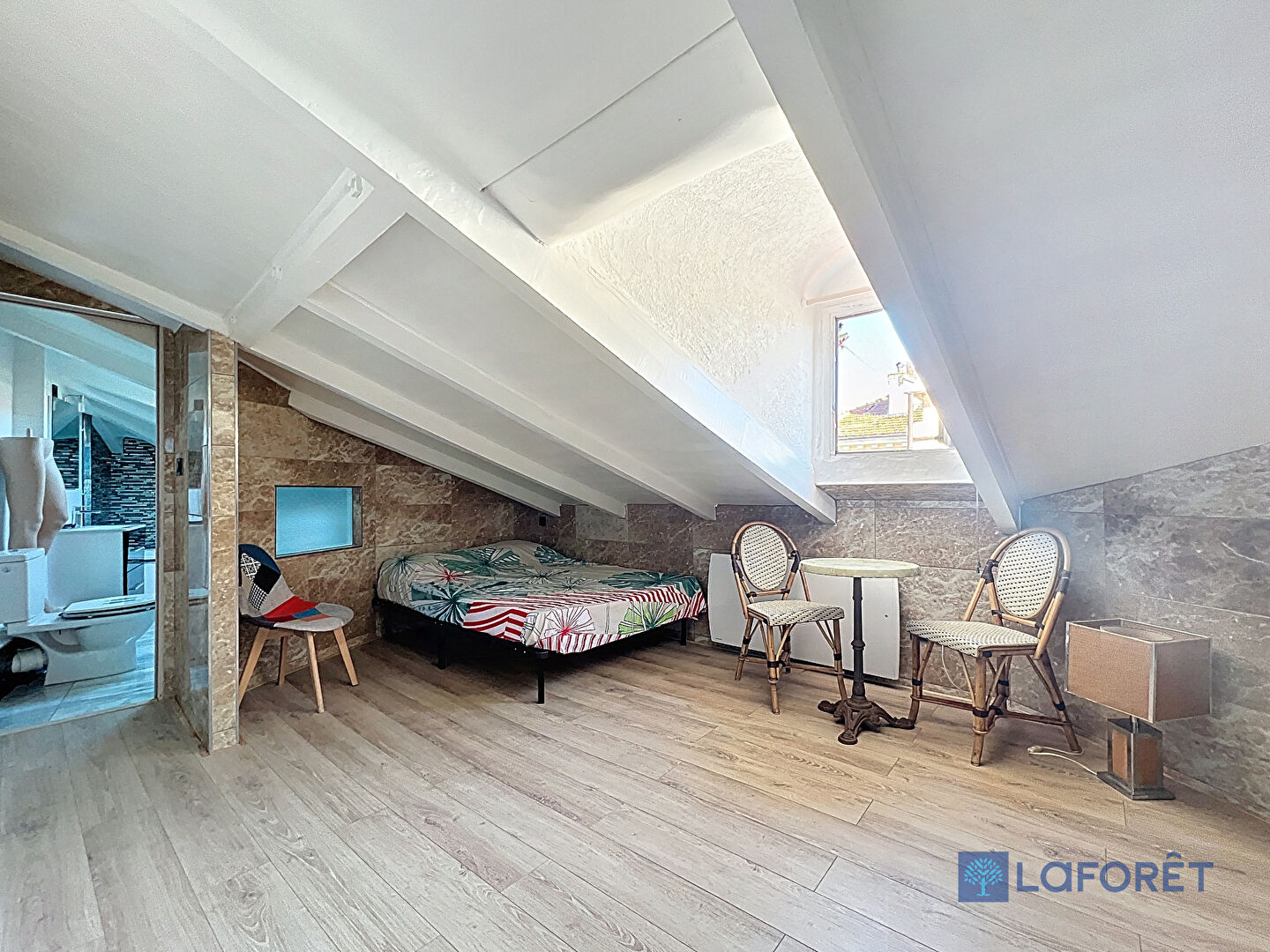 Photo Centre Ville - Studio au dernier étage rue Lamartine image 4/4