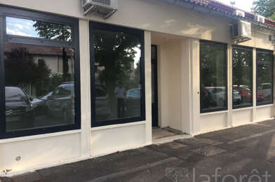 Commerce  105000 €