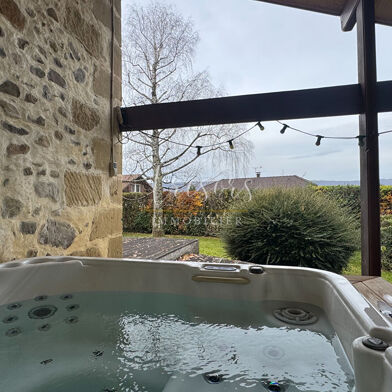 Maison 6 pièces 549000 €