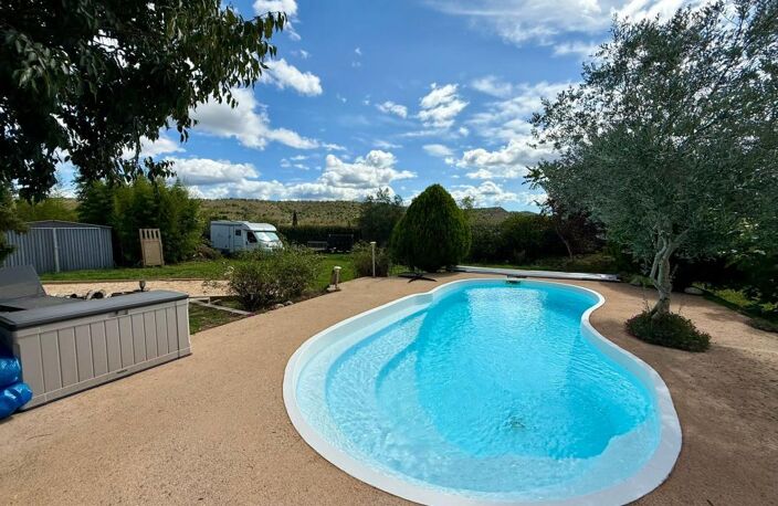 Maison À Vendre de plain pied avec piscine — photo 4