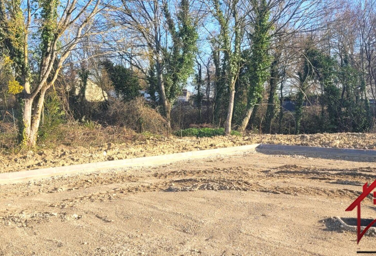 Terrain de 776 m2 à Soignolles en Brie — photo 1