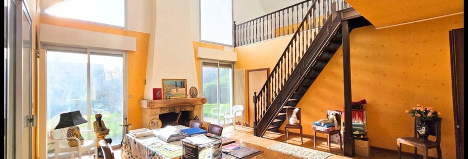 Maison 8 Pièces 249 m² à vendre à Divonne-les-Bains (01220)