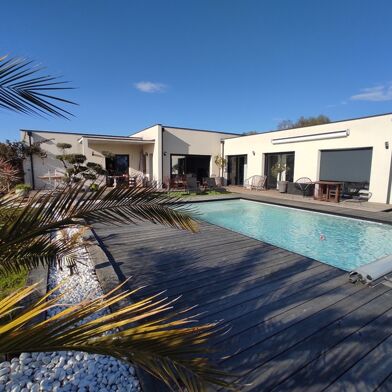 Maison 4 pièces 367000 €