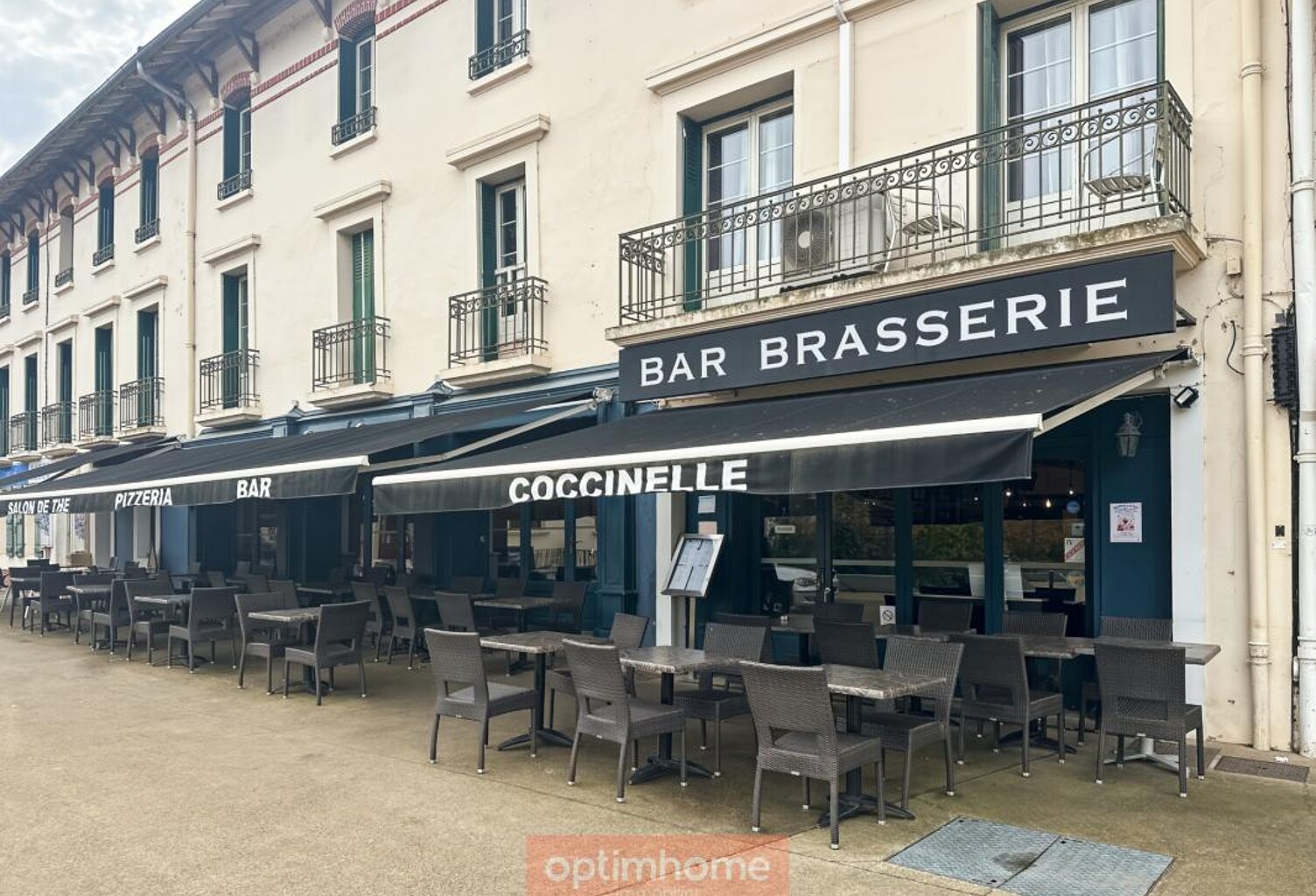 Murs et Fonds RESTAURANT PIZZERIA BAR 390 M2, terrasse 50 places assises sur rue piétonne — photo 1