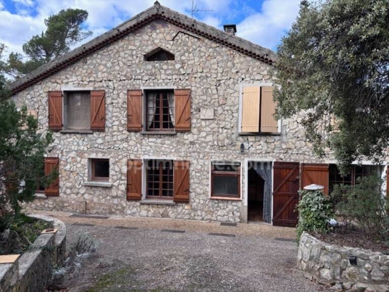 Domaine familial de 10 pièces, avec piscine sur 6000 m2 de liberté à LA ROQUEBRUSSANNE (83) — photo 1
