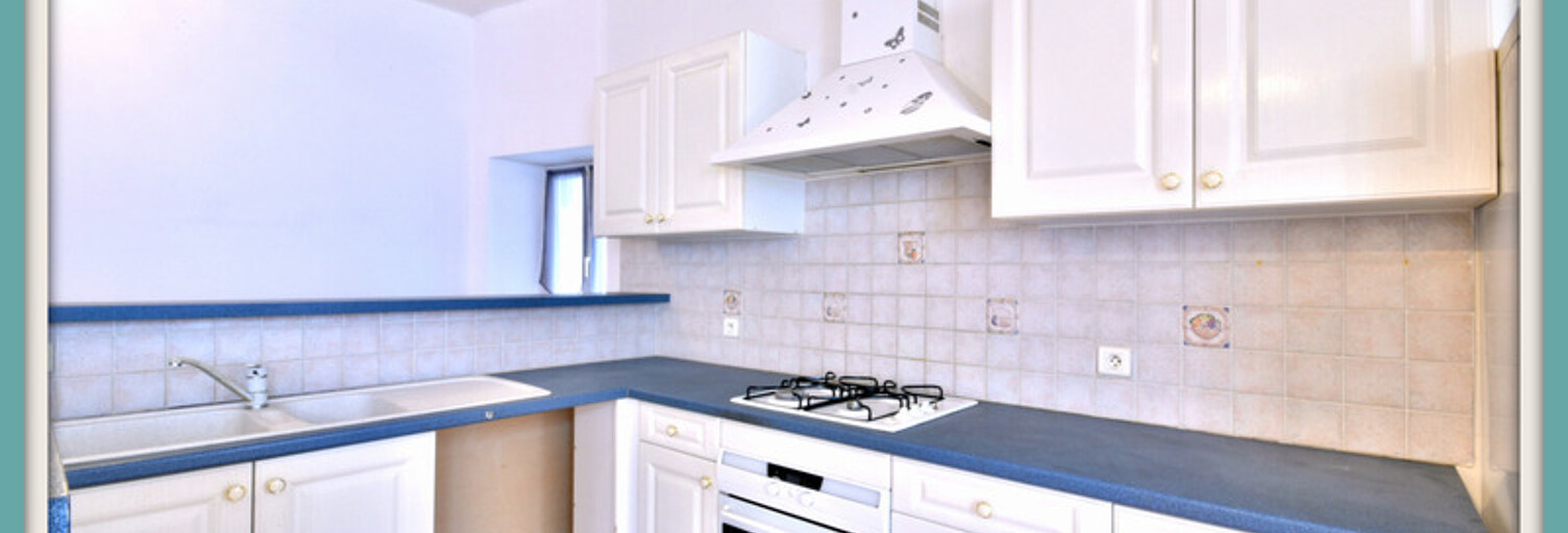 Immeuble  220 m² à vendre à Saint-Chinian (34360)