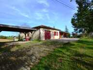 A vendre, Montesquiou (Gers): maison de plain-pied 3 chambres au calme, à la campagne et face aux Pyrénées avec garage, autres dépendances et jardin de 2 724m² — photo 2