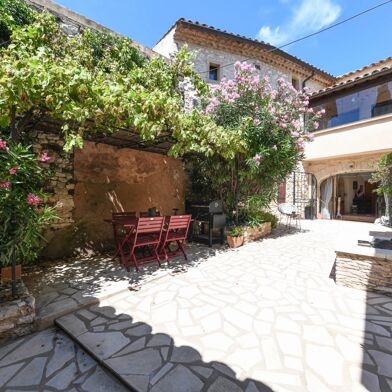 Maison 11 pièces 599000 €