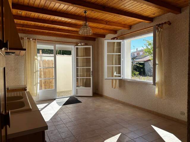 Maison 24 m² - Terrain constructible 670m² — photo du bien