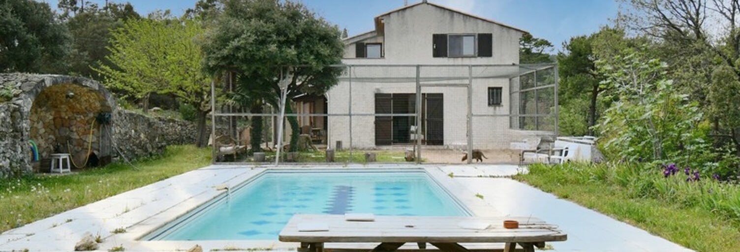 Maison 5 Pièces 120 m² à vendre à Ampus (83111)