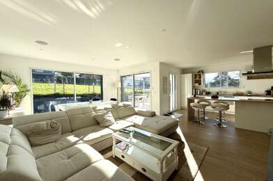 Maison 5 pièces 740000 €