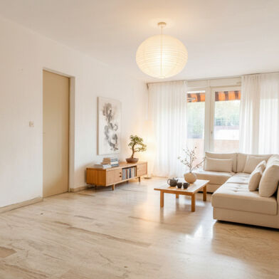 Appartement 4 pièces 254000 €