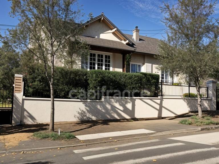 Maison à vendre 8 pièces AUXERRE (89) de 129 m2 4 Chambres  sous-sol Garage Terrain — photo 1