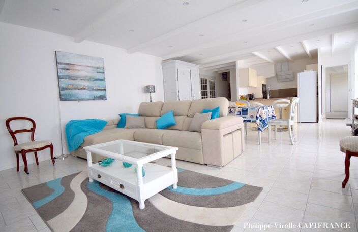 Maison à vendre 6 pièces 124 m2 LE CHATEAU D'OLERON (17) 399000€ — photo 2