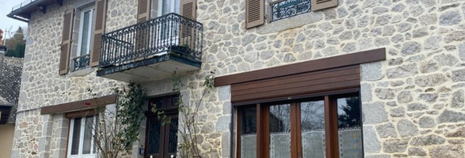 Maison 7 Pièces 211 m² à vendre à Montsalvy (15120)