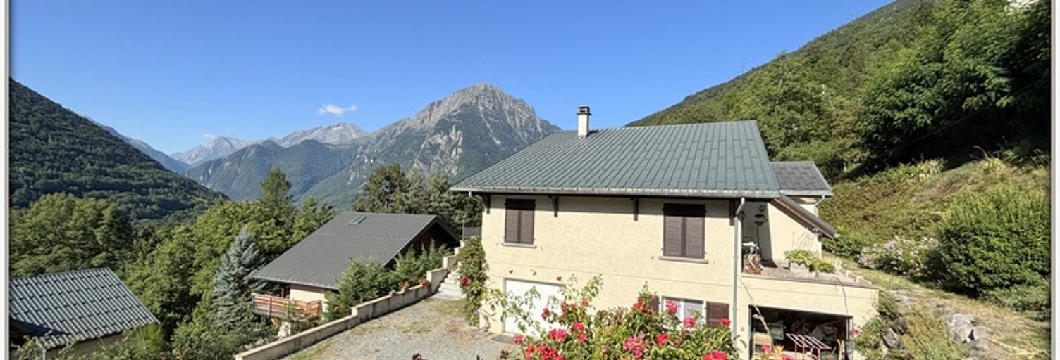 Maison 9 Pièces 235 m² à vendre à Allemond (38114)