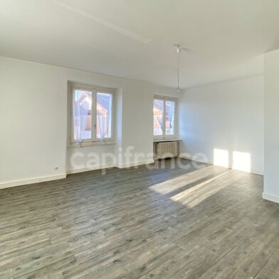 Appartement 4 pièces 308000 €