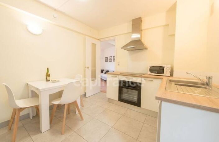 QUIMPER (29) – Appartement T4 meublé de 73 m² habitable avec loggia - Cave — photo 3