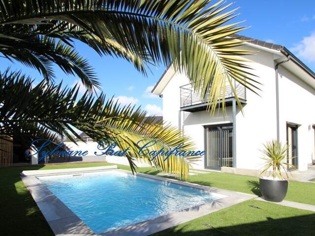 Maison 5 pièces de 138 m² LOURENTIES 64 — photo du bien