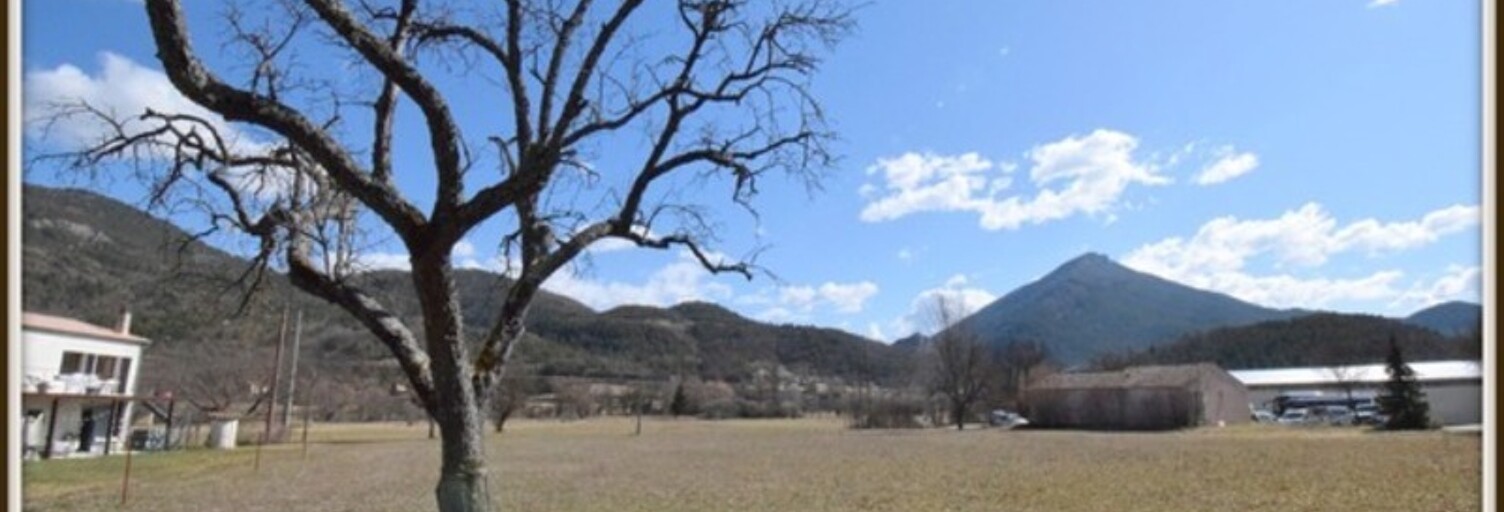 Terrain  1550 m² à vendre à Castellane (04120)