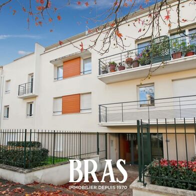 Appartement 3 pièces 233200 €