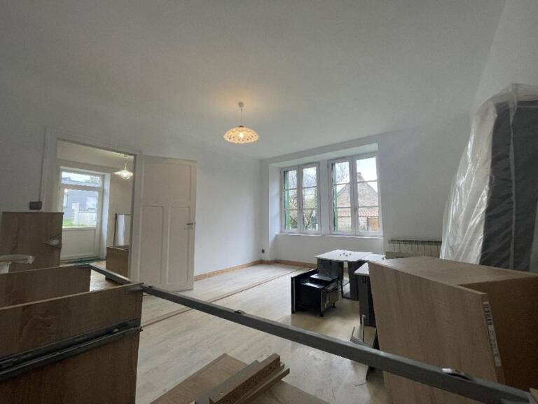 Maison de 97,50 m² (Loi Carrez) - Rénovation en cours - 5 pièces - Terrain de 350 m² — photo 1