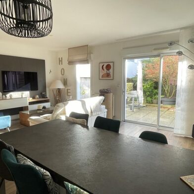 Appartement  394820 €