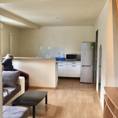 Appartement 2 pièces 830 €