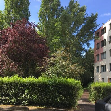 Appartement 4 pièces 1200 €