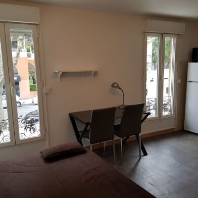 Appartement 1 pièces 740 €