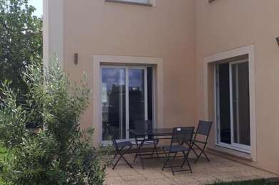 Maison 6 pièces 1700 €