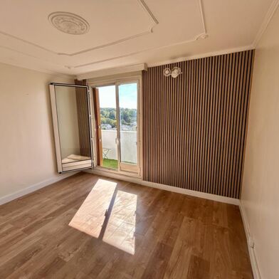 Appartement 4 pièces 1230 €