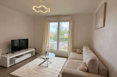 Appartement 2 pièces 740 €