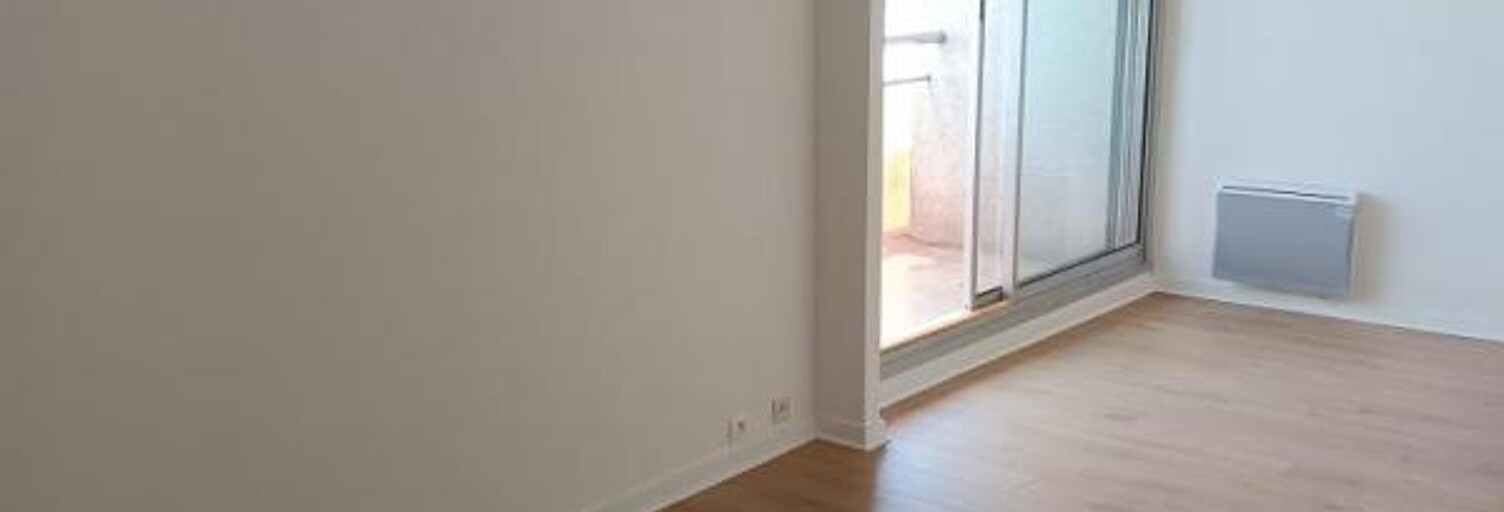 Appartement 1 Pièce 36 m² à louer à Paris 10 (75010)