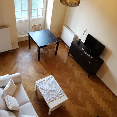 Appartement 2 pièces 1025 €